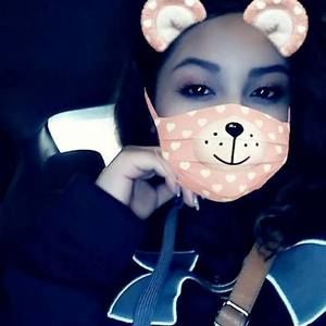 Meet your Posher, Niaa